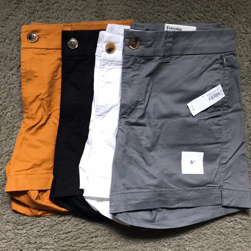 Old Navy Everyday shorts bundle size 2